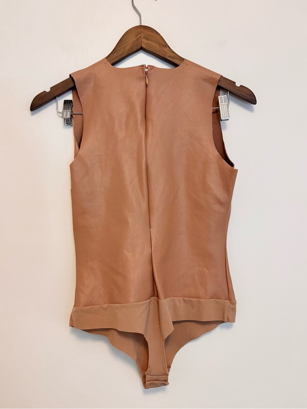 Skims Faux Leather Bodysuit - Picture 2 of 4